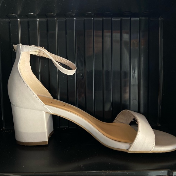 Block heel - Picture 2 of 2